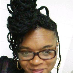 Meet your Posher, Melanie